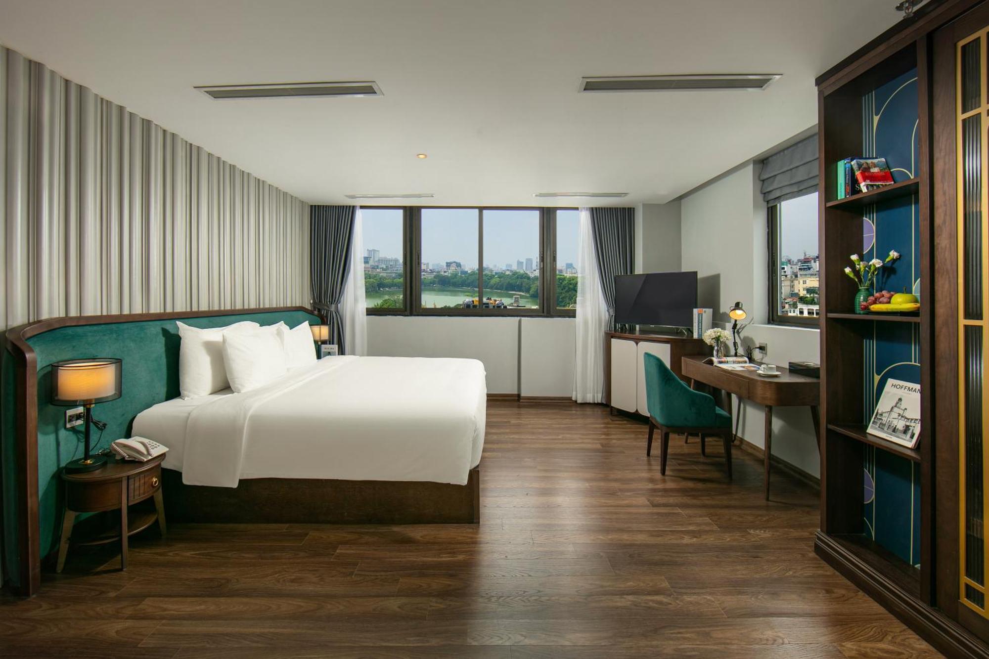 May De Ville Lakeside Hotel Ханой Екстериор снимка Deluxe Suite